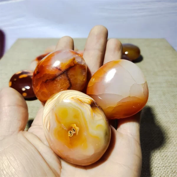 60-85g Natural Crystals Red Agate Raw Ore Polished Hand Play Witchcraft Supplies Meditation Reiki Healing Home Decoration - Image 5