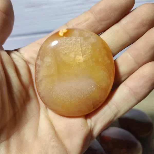60-85g Natural Crystals Red Agate Raw Ore Polished Hand Play Witchcraft Supplies Meditation Reiki Healing Home Decoration - Image 4